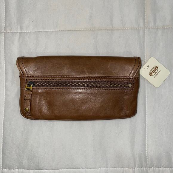 NWT Fossil 8” Taupe Leather Wallet/Clutch, zipper pockets, semi-glossy finish - Picture 6 of 11